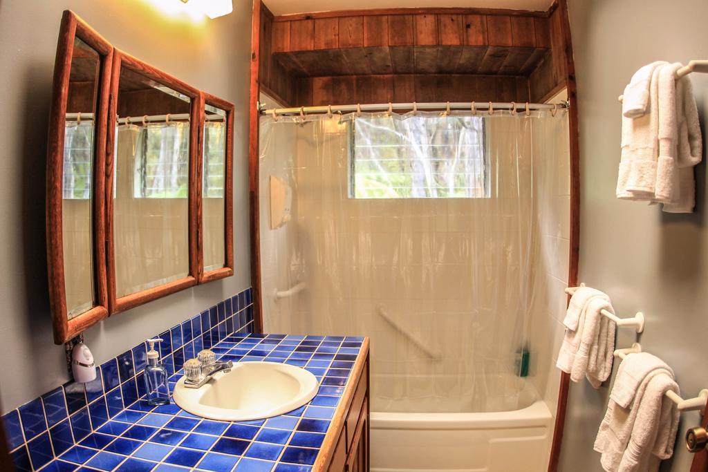 Volcano Village Lodge Phòng bức ảnh